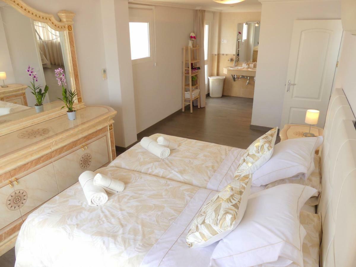 Duplex La Carihuela 1ª Linea De Playa Apartamento Costa Del Sol トレモリノス エクステリア 写真